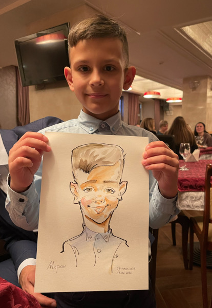  Внук пришел на юбилей дедушки, шаржист Михаил Шабалин, шаржист Минск, шаржист на мероприятие
